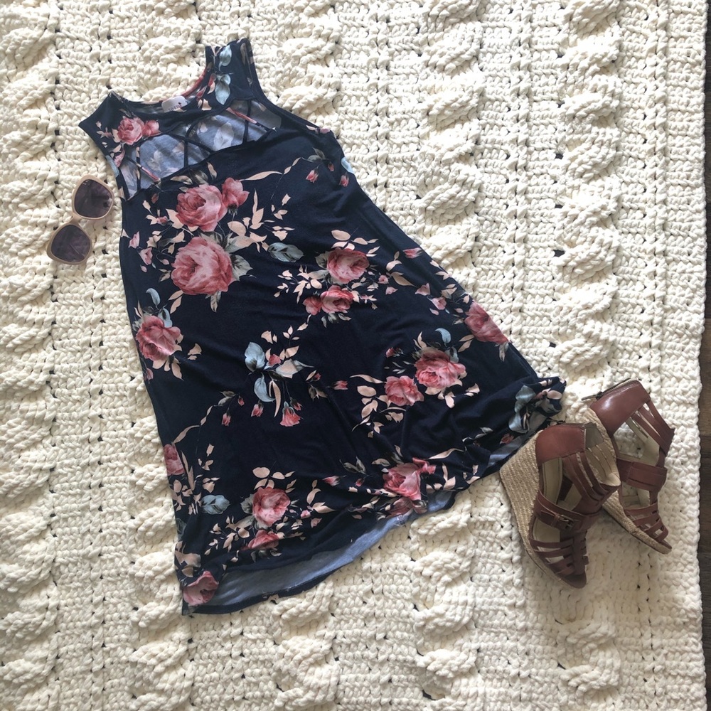 Navy Floral sleeveless cutout short dress size S